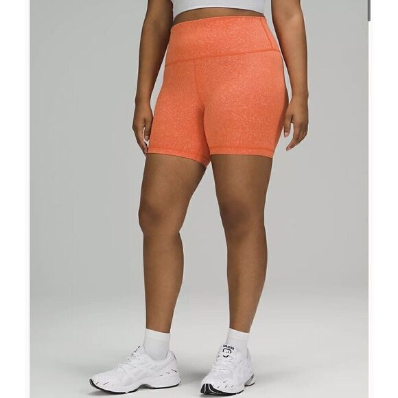 Lululemon Wunder Train High Rise Short 8” Size 4 Crunch Warm Coral CRWC - Picture 1 of 7